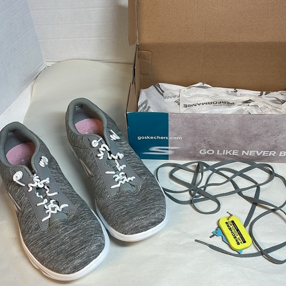 Sketchers women’s Go Walk Evolution Ultra 15756W/Gray size 9 - Picture 3 of 9